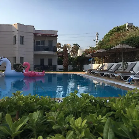 Tas Ev Suites Ξενοδοχείο με διαμερίσματα Ortakent