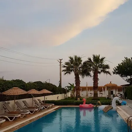 Tas Ev Suites Aparthotel *